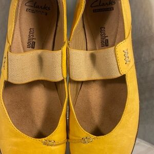 Clarks Women's Bright Yellow Flats